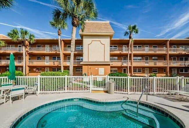 Building Photo - 12760 Indian Rocks Rd