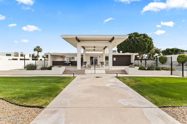 Building Photo - 6834 N 72nd Pl