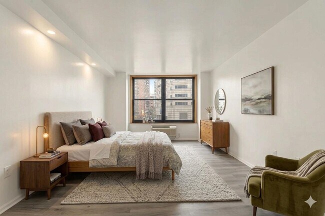 Building Photo - 102 Christopher Columbus Dr