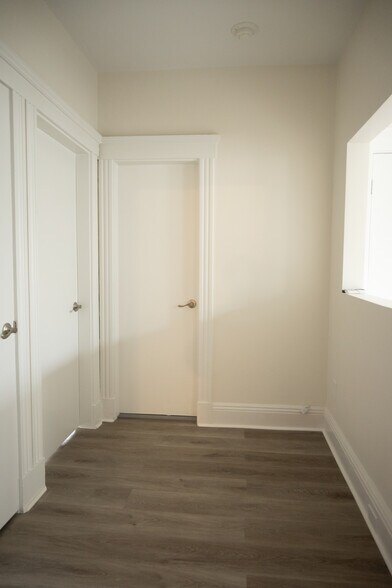 Entrance - 374 Chestnut Hill Ave