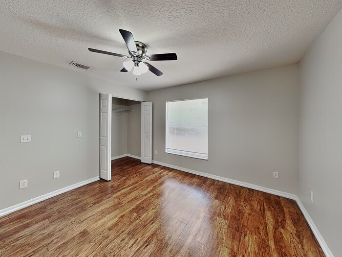 Building Photo - 3705 N 52nd St