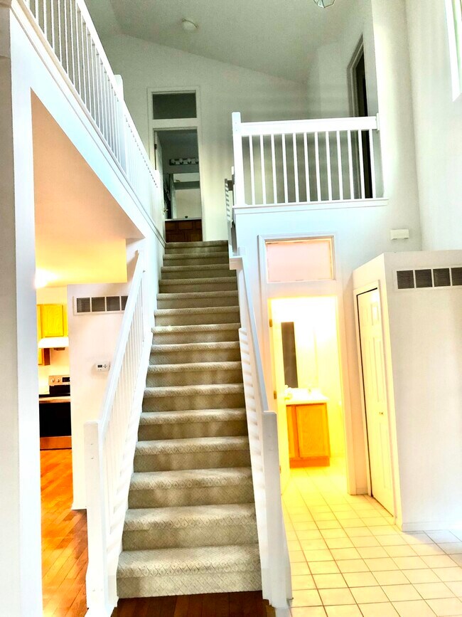 Building Photo - 6145 Gabrielle Ave