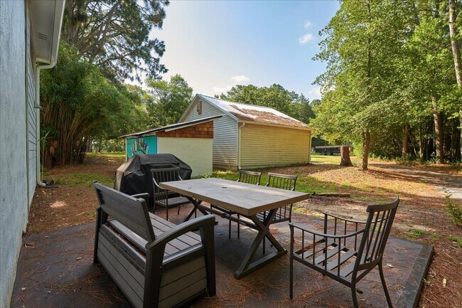 Building Photo - 2796 Camp Easter Rd