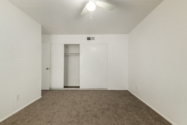 Building Photo - Stadio 3bedroom 2 bathroom