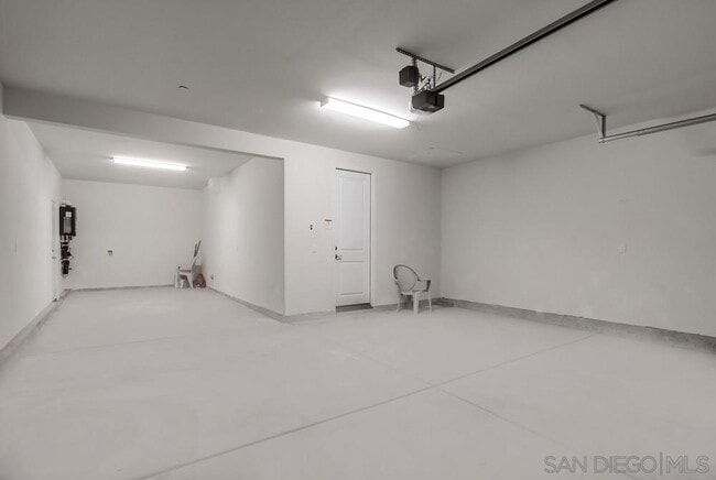 Building Photo - 2407 Medley Ln