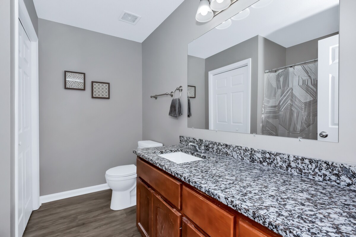 Building Photo - 275 Postwood Ct