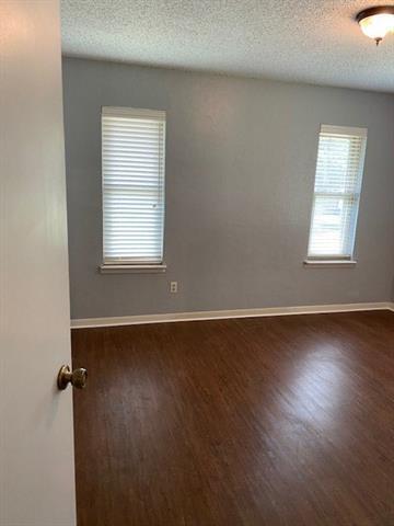 Building Photo - 1216 Julie St