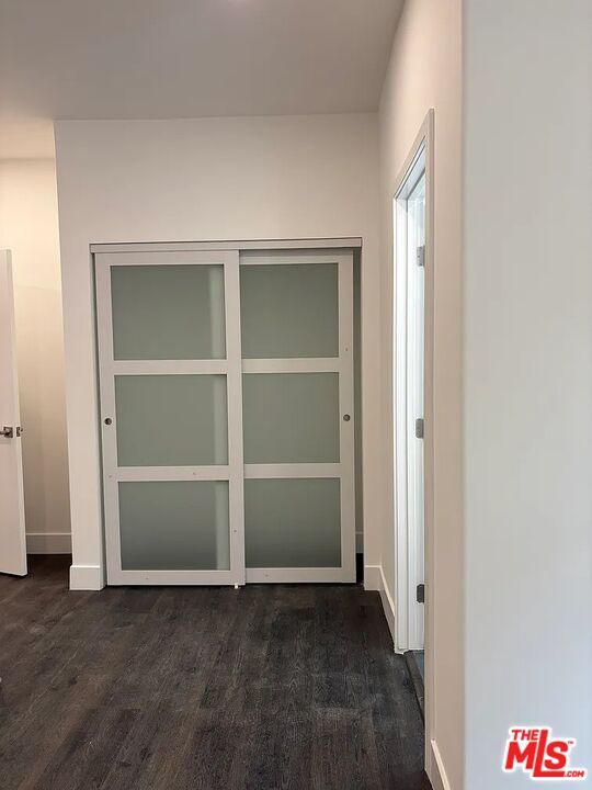 Building Photo - 1708 N Gramercy Pl