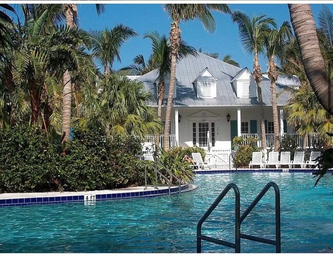 Building Photo - 56 Golf Club Dr