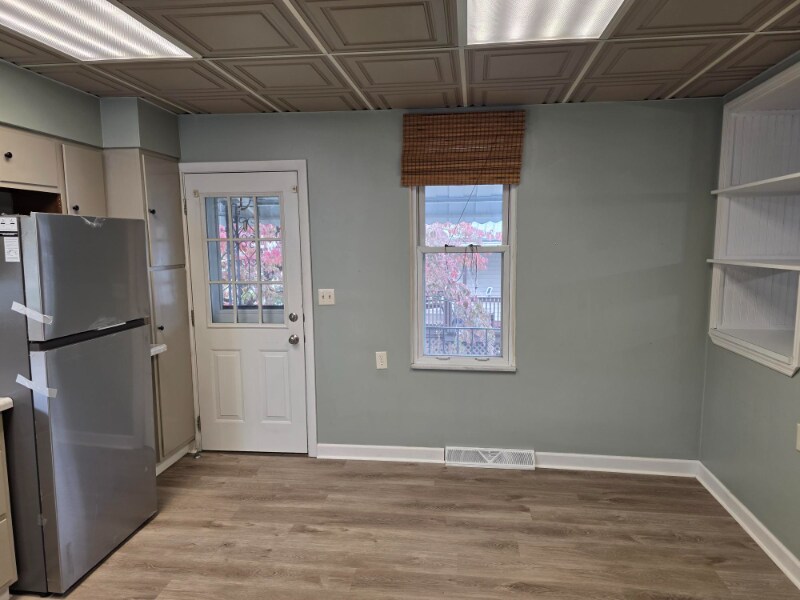 Building Photo - 1704 Broad St