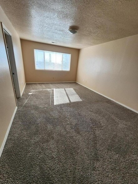 Building Photo - 1735 Avenida Real