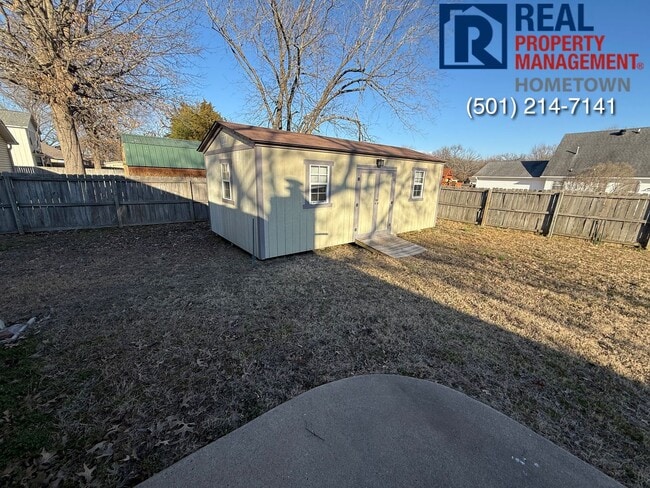 Building Photo - 2503 S 1st-