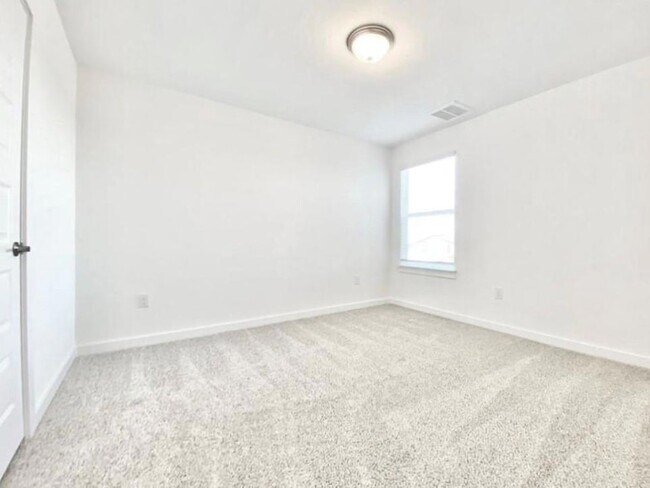Building Photo - 7925 Linnie Ln
