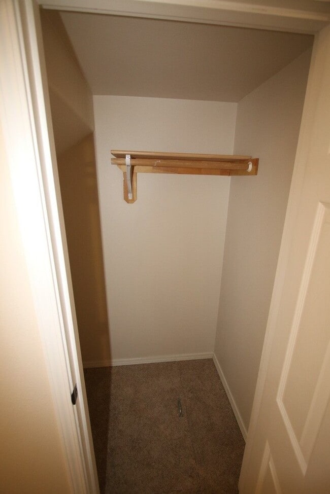 Building Photo - 3 Bedroom Condo in South Anchorage!