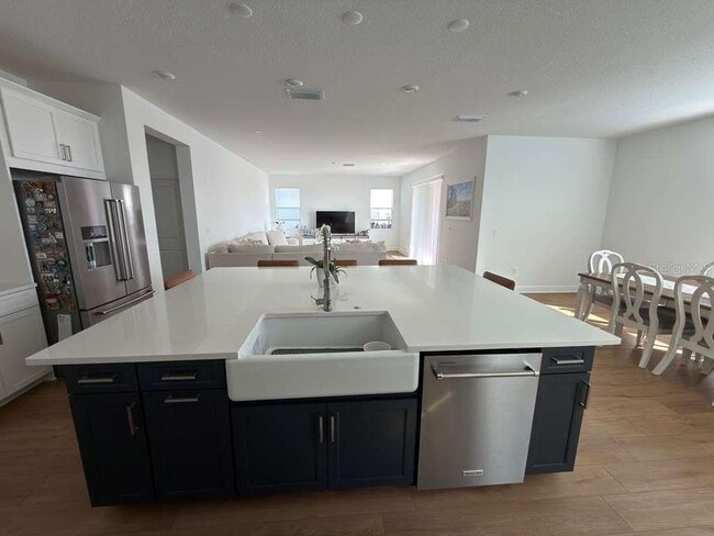 Building Photo - 1656 Pyramid Hl St