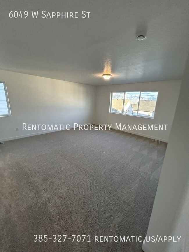 Building Photo - 6049 W Sapphire St