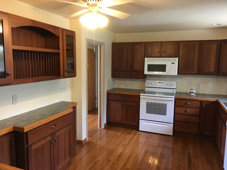 Building Photo - 9178 Dudley St