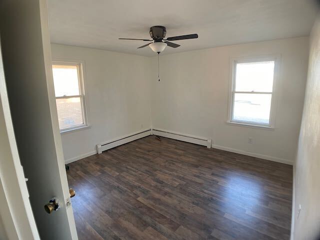 Building Photo - Remodeled Duplex unit in Metamora