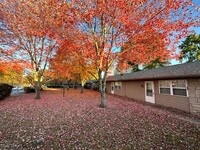 Building Photo - 1826 Adams Ln