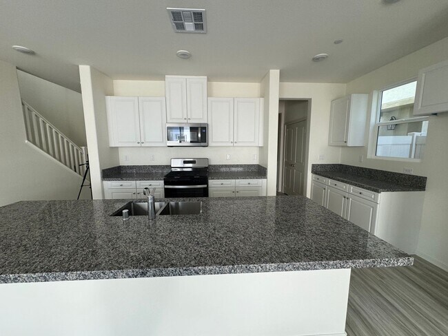 Building Photo - Beautiful Brand-New Home (Price Drop)>>>> Call Today>>>>