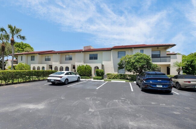 Building Photo - 21207 Lago Cir