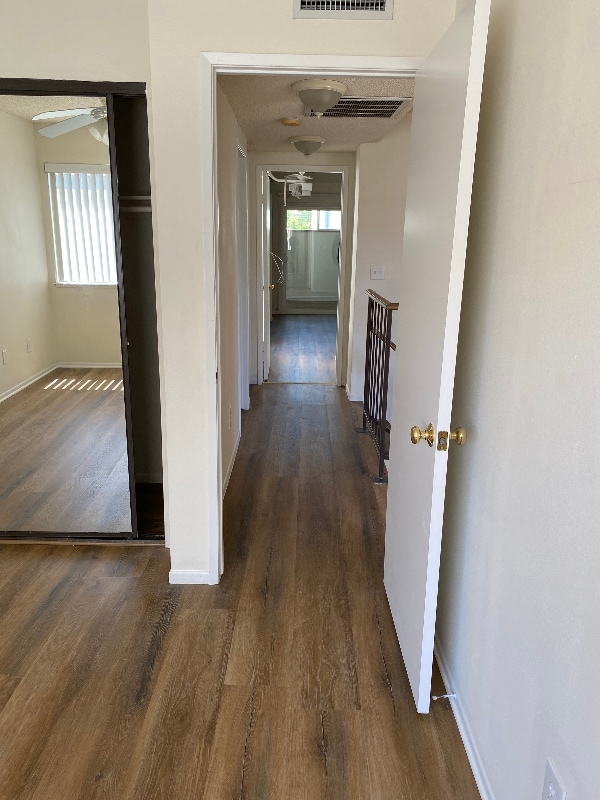 Building Photo - 9111 Lemona Ave