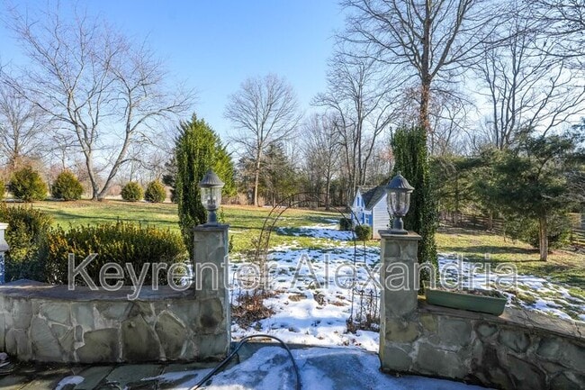 Building Photo - 13568 Heritage Farms Dr