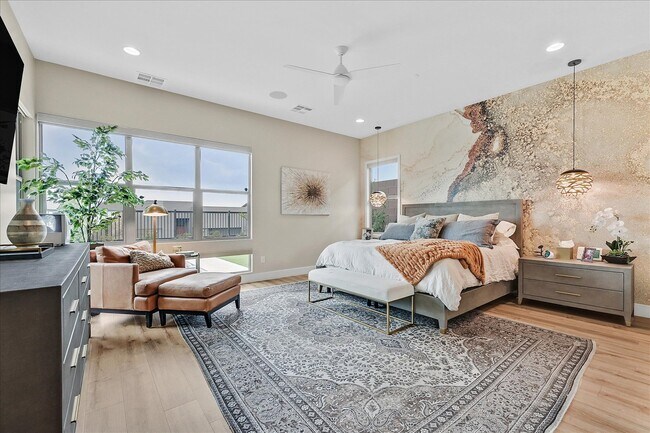 Building Photo - 6690 Interstellar St