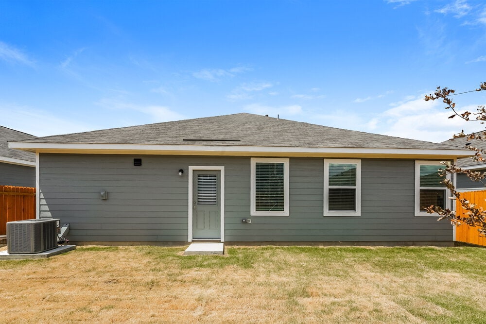 Building Photo - 1532 Harvester Dr