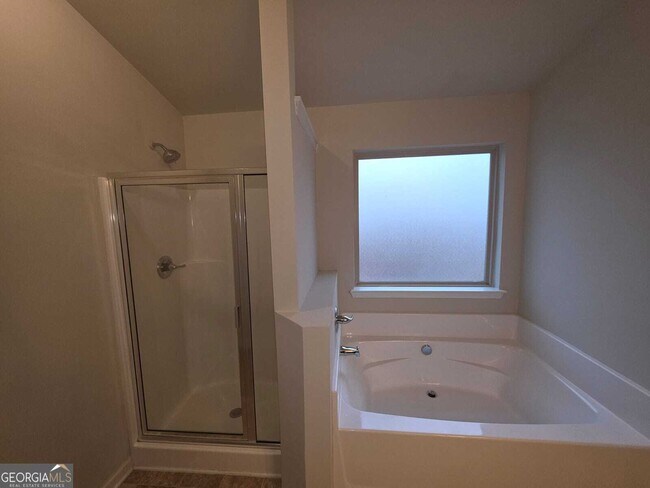 Building Photo - 180 Parkview Pl Dr