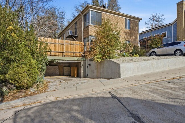 Building Photo - Peaceful Studio Apartment Near the Utah Capitol & Downtown Salt Lake City