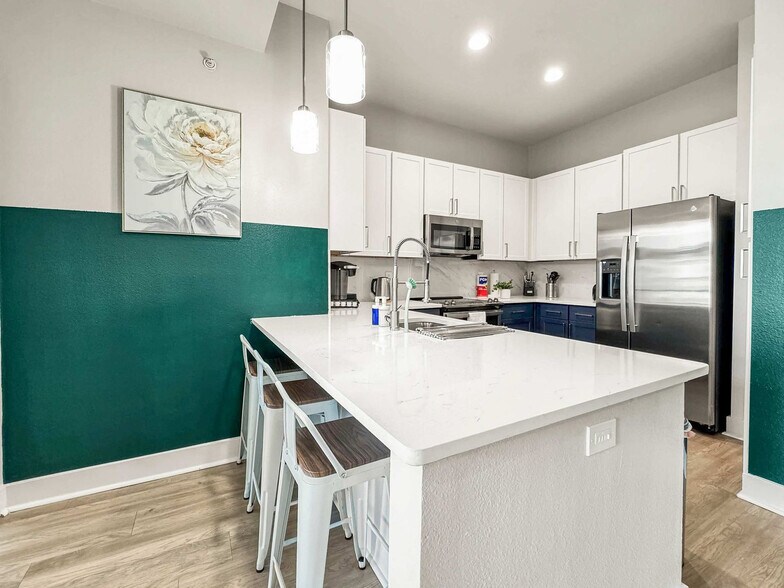 Building Photo - 2901 Indiana St