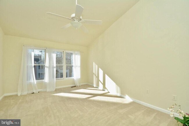 Building Photo - 7209 Burton Hill Ct