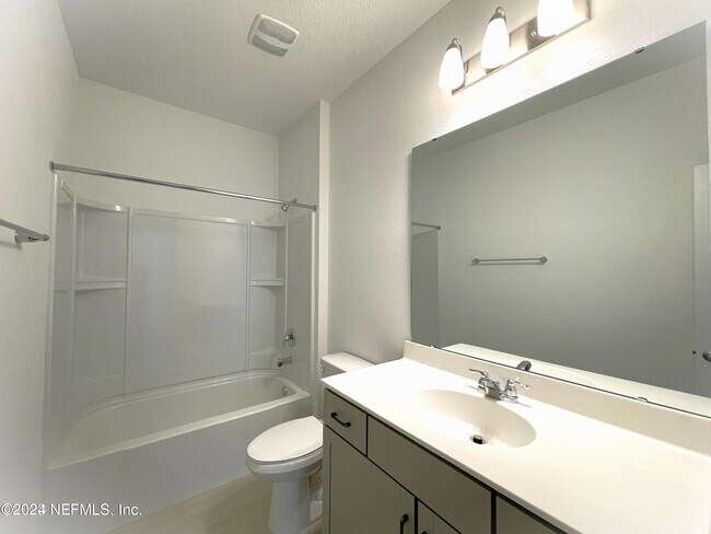 Building Photo - 139 Torres Trce