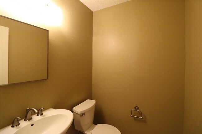 Building Photo - 13026 Cavern Park Dr