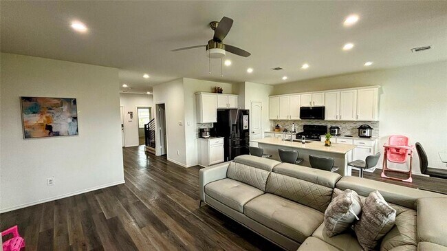 Building Photo - 306 Harper Vly Dr