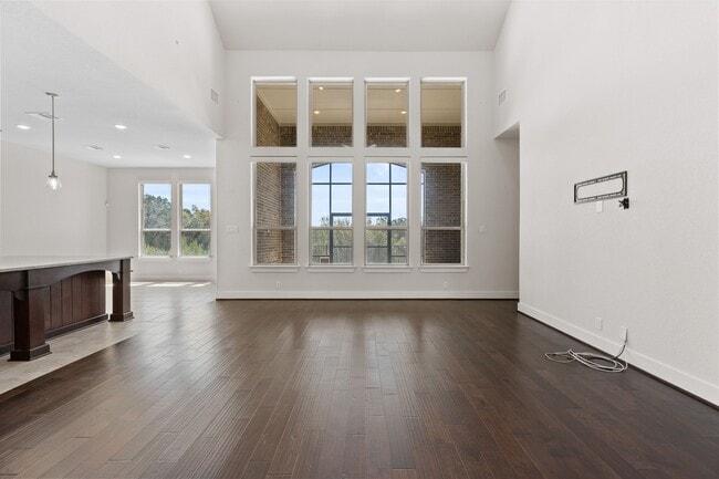 Building Photo - 4008 Canaleta