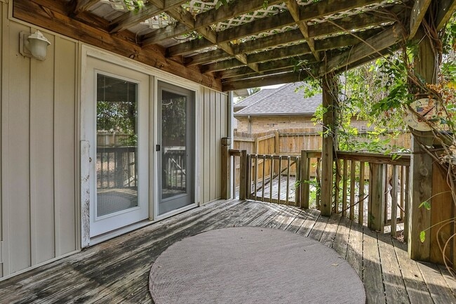 Building Photo - 5095 S Wanda Gray Ave