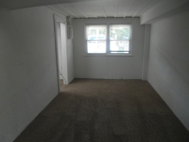 Building Photo - 311 Candry Terrace - Quaint 3 bed, 1 Â½ ba...