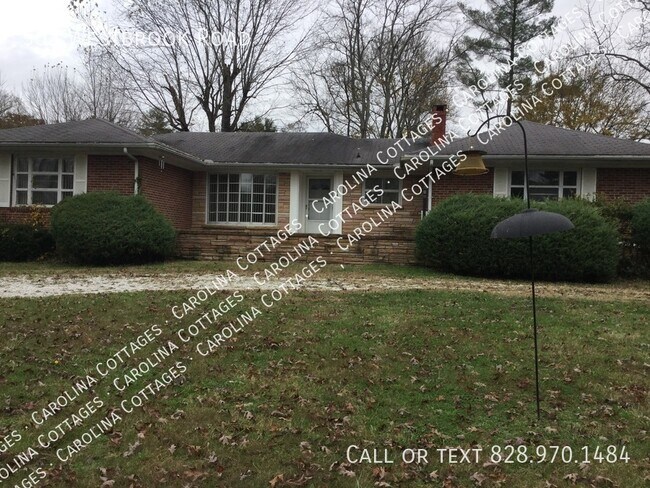 Primary Photo - 558 Westbrook Rd