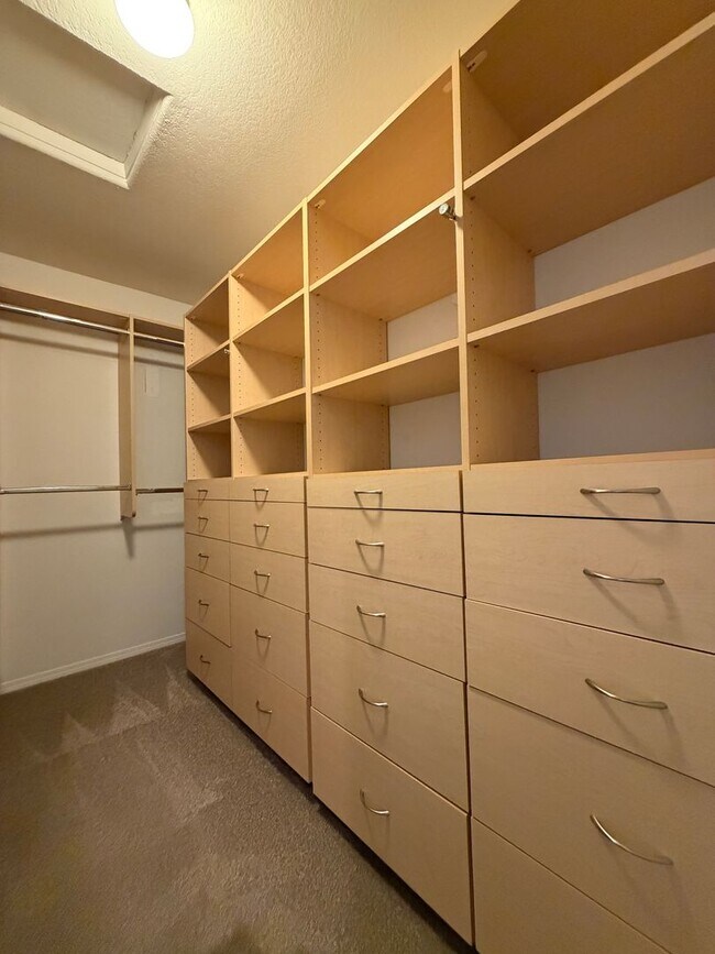 Building Photo - Beautiful Home in the Sought After Arbor Crossing Subdivision~ Soaring Windows with Great Natural...