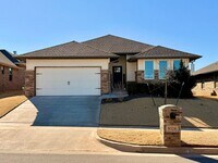 Building Photo - Gorgeous Newer Build! 3 Bed 2 Bath in Deer Creek Schools