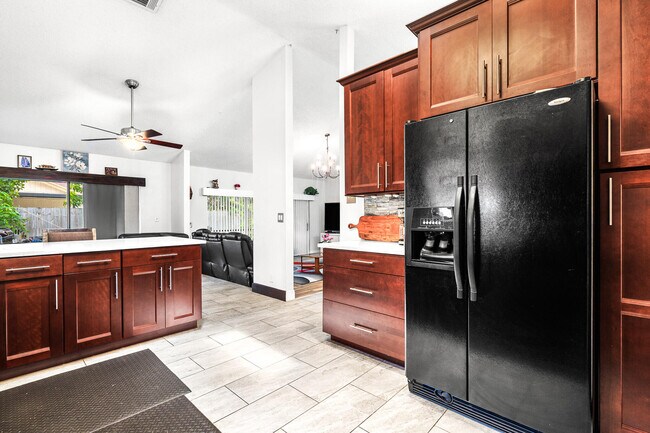 Building Photo - 8541 NW 51st Ct