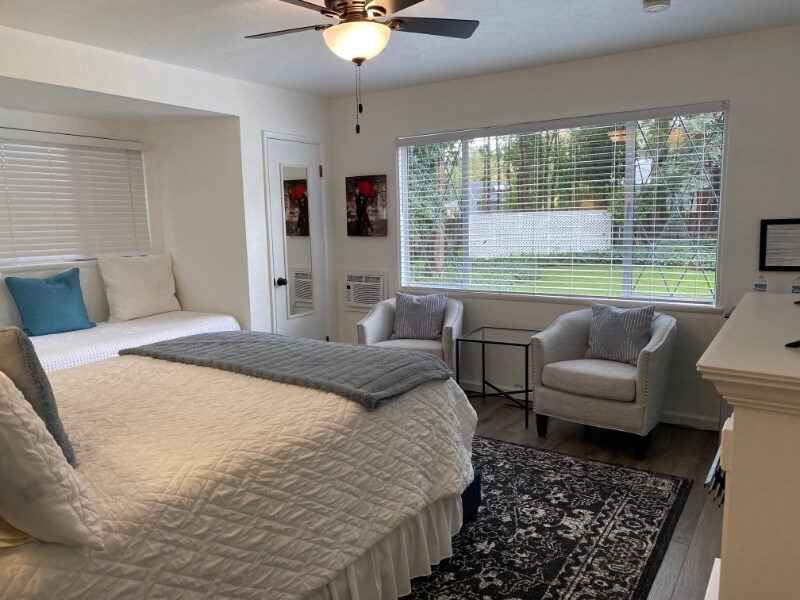 Building Photo - 1042 Easum Dr