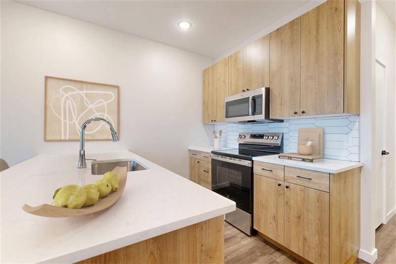 Building Photo - Sandhill Parkway Townhomes