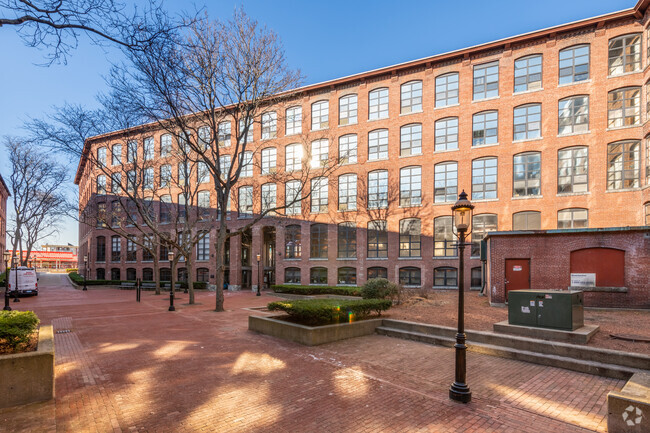 Primary Photo - Market Mill Apartments