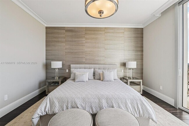 Building Photo - 626 Coral Wy