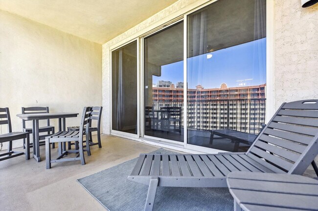 Building Photo - 104 Gulfside Ct