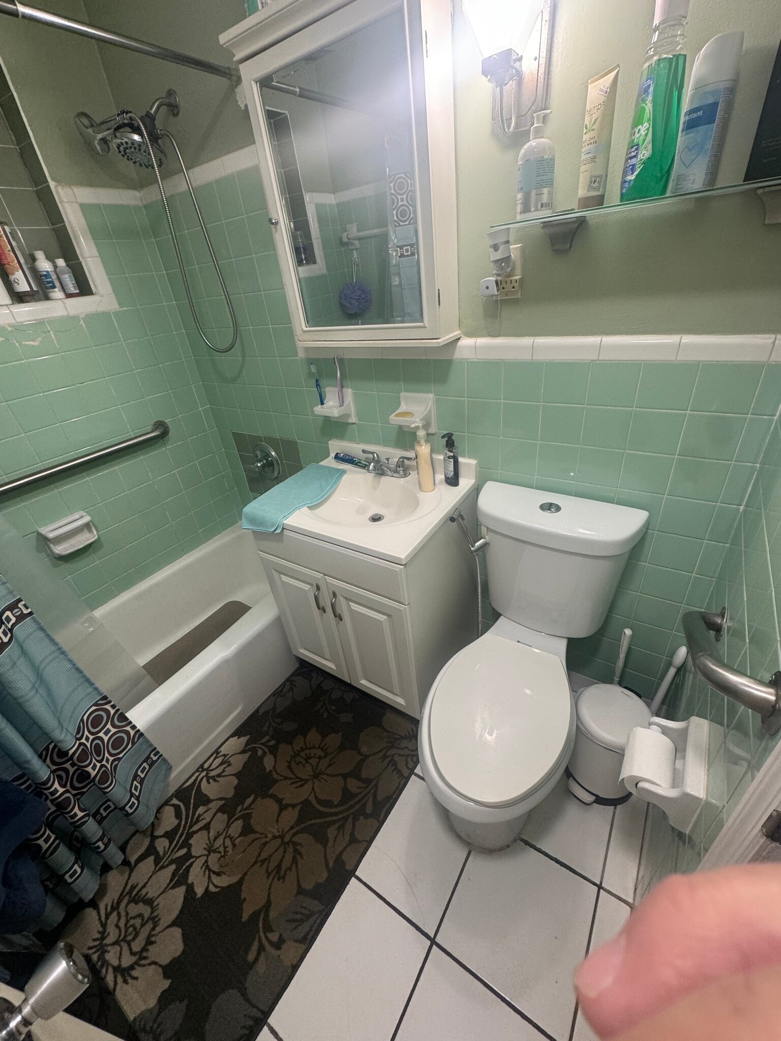 Building Photo - 401 SW 78th Pl