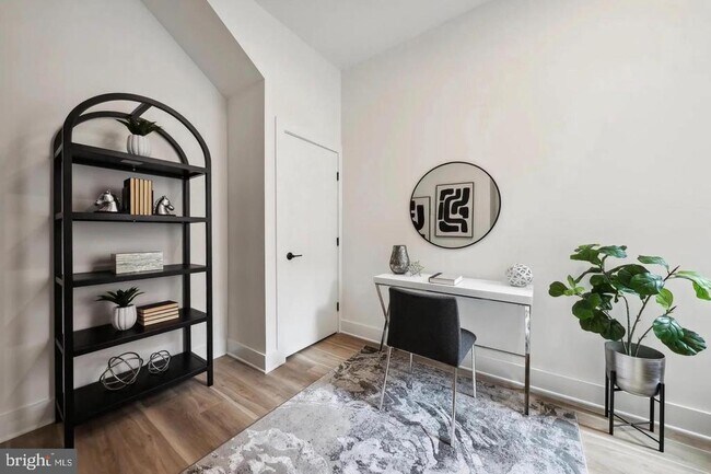 Building Photo - 2015 13th St NW